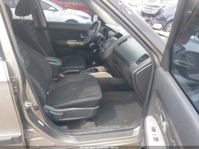 2012 KIA SOUL + 照片 5
