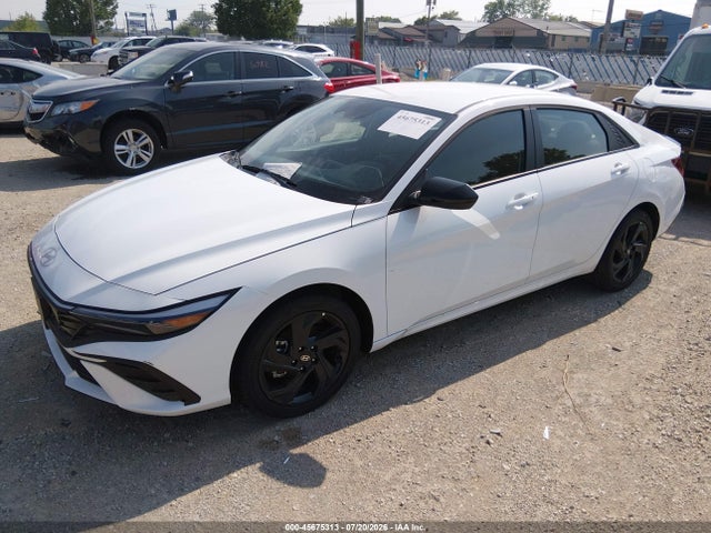 صورة 2 لـ 2026 Hyundai ELANTRA SEL SPORT