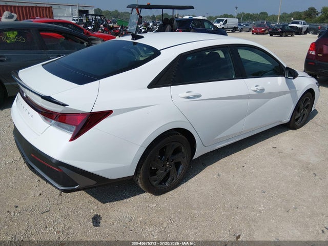 صورة 4 لـ 2026 Hyundai ELANTRA SEL SPORT