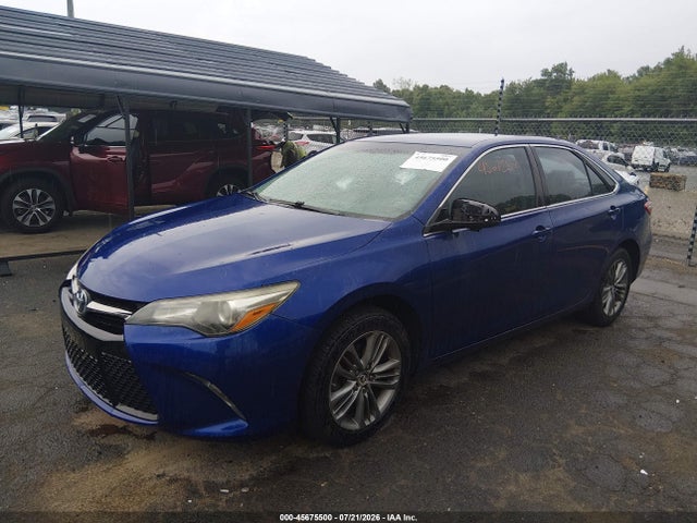 2015 Toyota CAMRY SE 照片 2