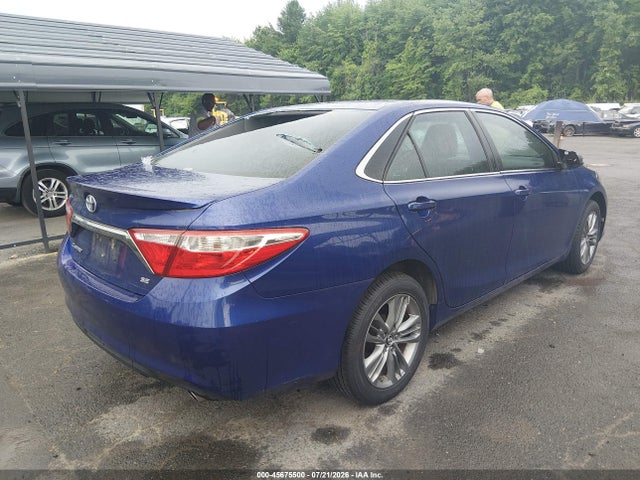 2015 Toyota CAMRY SE 照片 4