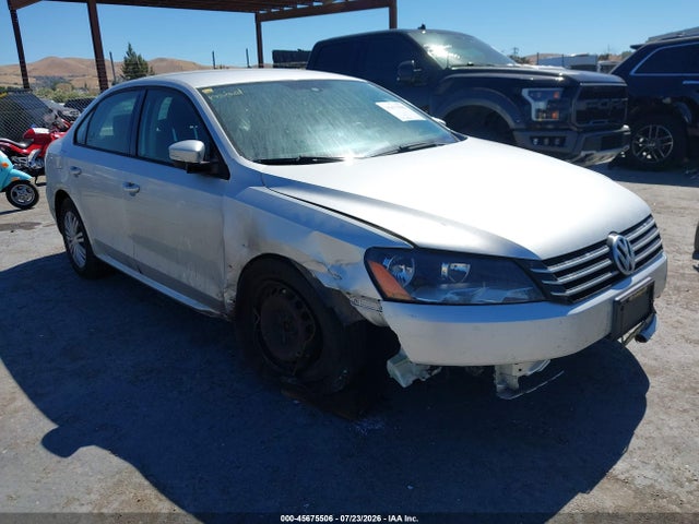 صورة 6 لـ 2015 Volkswagen PASSAT 1.8T S