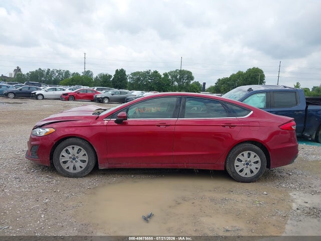 2019 FORD FUSION S 15