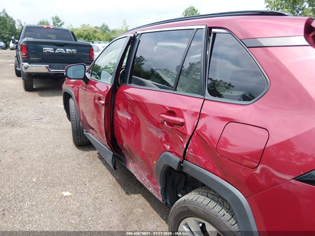 2020 TOYOTA RAV4 XLE PREMIUM 6