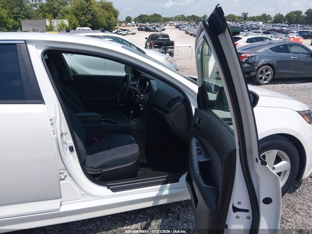 2015 KIA OPTIMA LX — фото 5