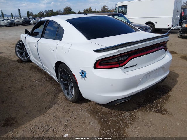 2020 DODGE CHARGER SXT RWD 3