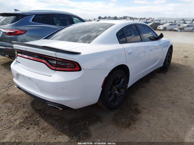 2020 DODGE CHARGER SXT RWD 4