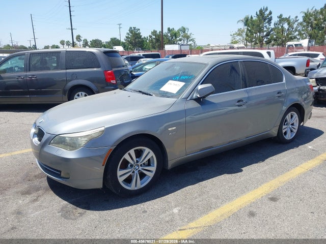 صورة 2 لـ 2010 BMW 528I XDRIVE