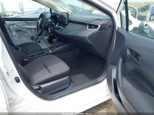 2026 Toyota COROLLA LE photo 5