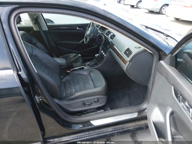 2014 Volkswagen PASSAT 2.0L TDI SEL PREMIUM — фото 5