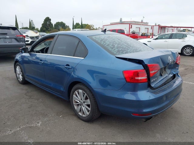 2015 Volkswagen JETTA 1.8T SE — фото 3