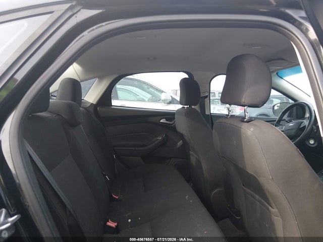 صورة 8 لـ 2015 FORD FOCUS SE