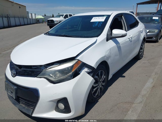 2015 Toyota COROLLA S — фото 2