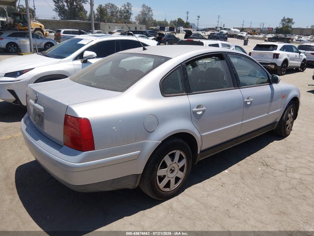 1999 Volkswagen PASSAT GLS 照片 4