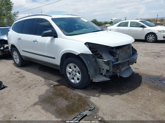 2017 CHEVROLET TRAVERSE LS