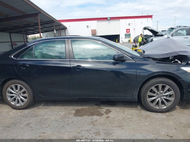 2017 TOYOTA CAMRY XLE 13
