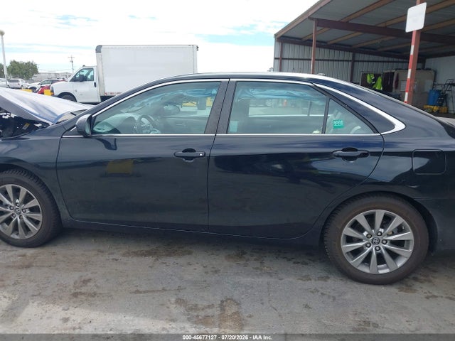 2017 TOYOTA CAMRY XLE 14