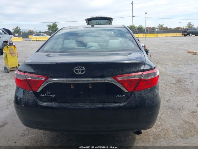 2017 TOYOTA CAMRY XLE 16