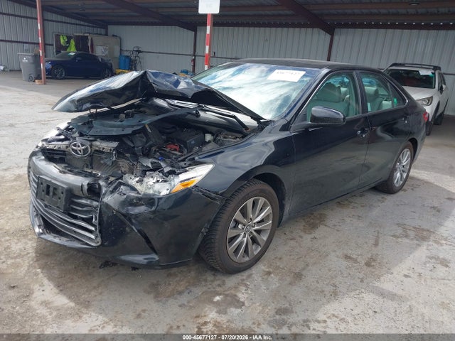2017 TOYOTA CAMRY XLE 2