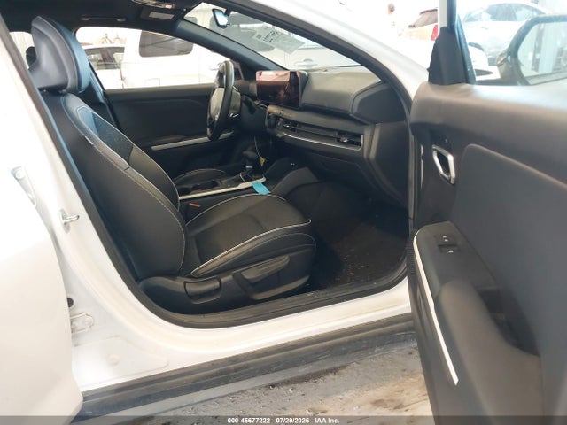 2025 KIA K4 GT-LINE 5
