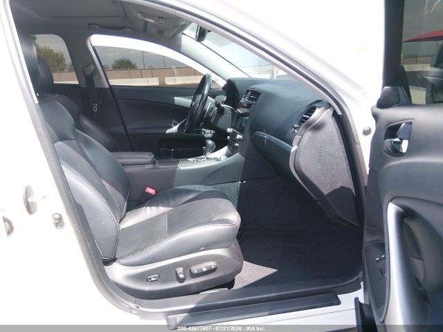 صورة 5 لـ 2011 Lexus IS 250