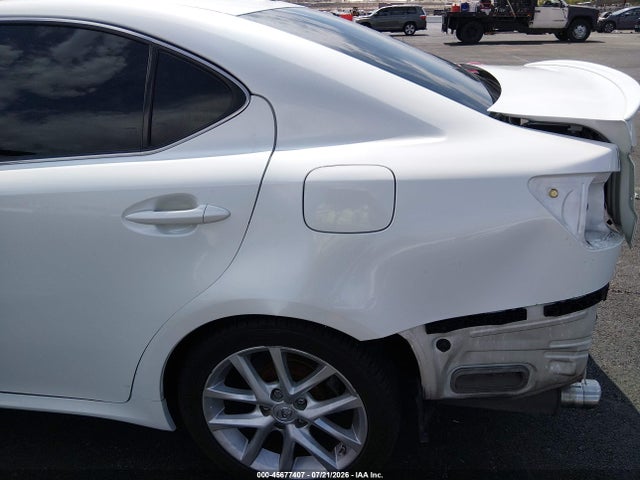 صورة 6 لـ 2011 Lexus IS 250