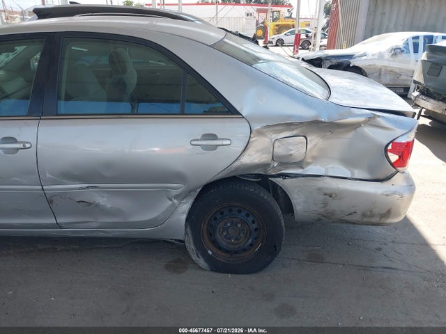 2006 Toyota CAMRY LE 照片 6