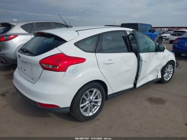 2015 FORD FOCUS SE 照片 4