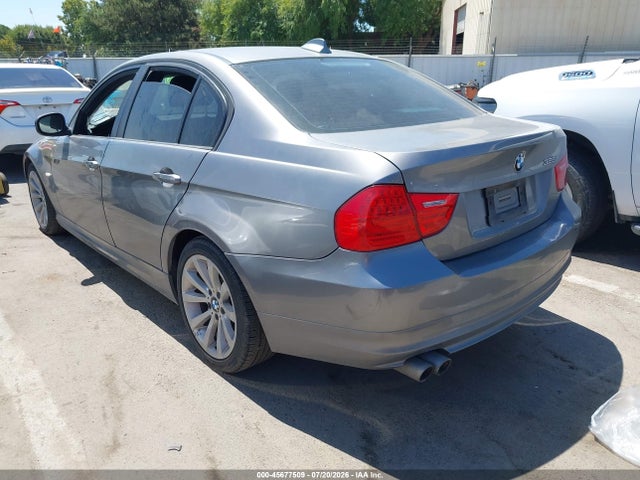 2011 BMW 328I 照片 3