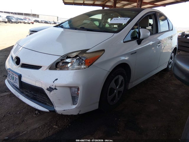 صورة 2 لـ 2012 Toyota PRIUS THREE