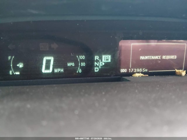 صورة 7 لـ 2012 Toyota PRIUS THREE