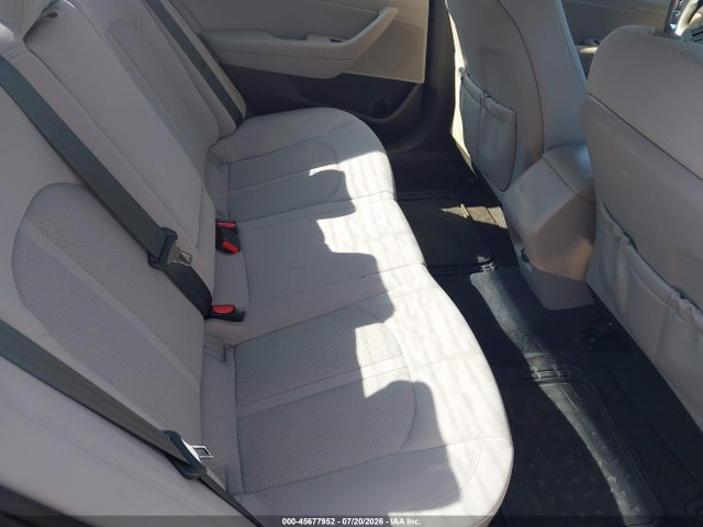 صورة 8 لـ 2015 Hyundai SONATA SPORT