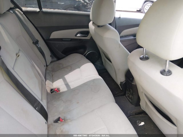 صورة 8 لـ 2011 Chevrolet CRUZE 1LT