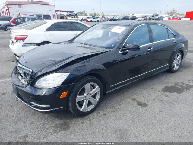 صورة 2 لـ 2011 Mercedes-BENZ S 550
