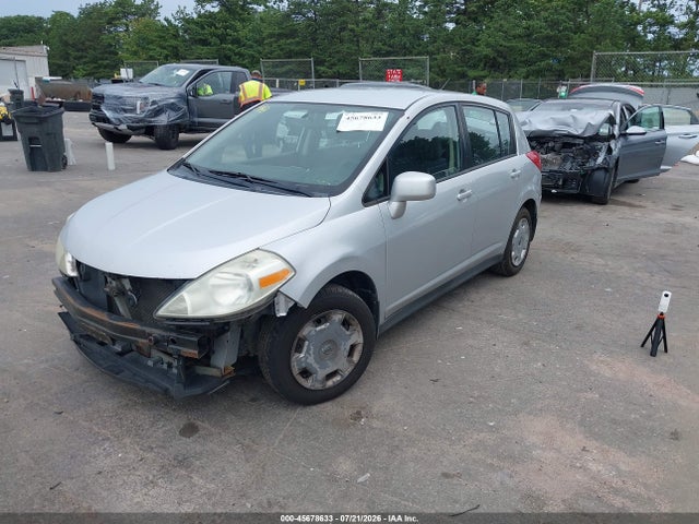 2009 Nissan VERSA 1.8S — фото 2