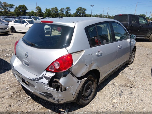 2009 Nissan VERSA 1.8S — фото 4