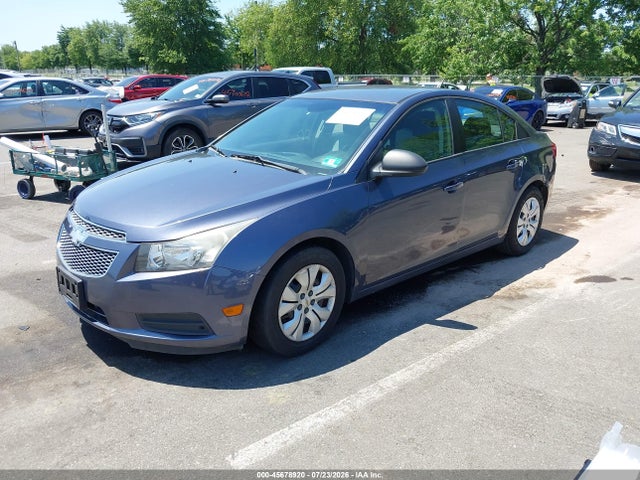 صورة 2 لـ 2013 Chevrolet CRUZE LS AUTO