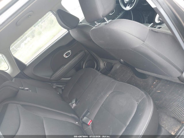 صورة 8 لـ 2016 KIA SOUL