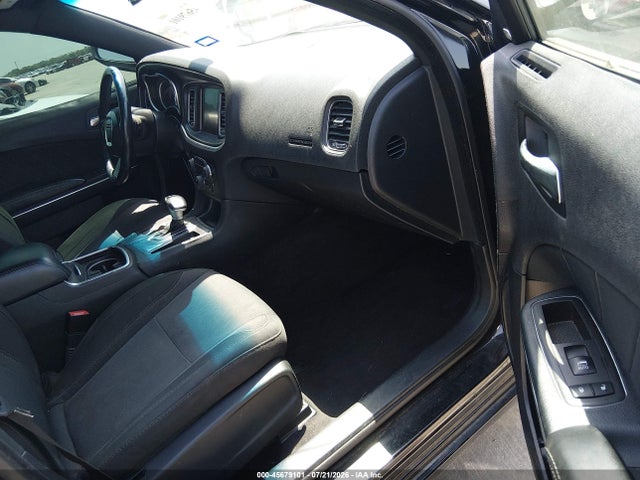 2016 Dodge CHARGER SXT 照片 5
