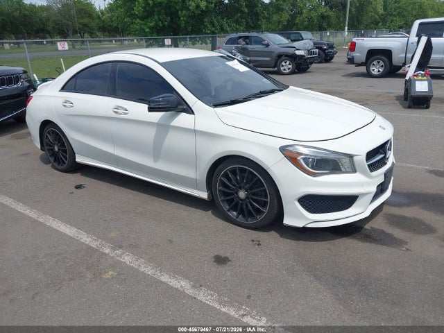2016 MERCEDES-BENZ C 4MATIC