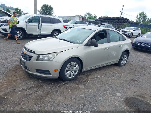 2013 Chevrolet CRUZE LS AUTO — фото 2