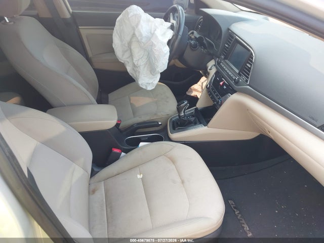 2017 HYUNDAI ELANTRA SE 5