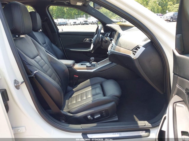 صورة 5 لـ 2019 BMW 330I XDRIVE