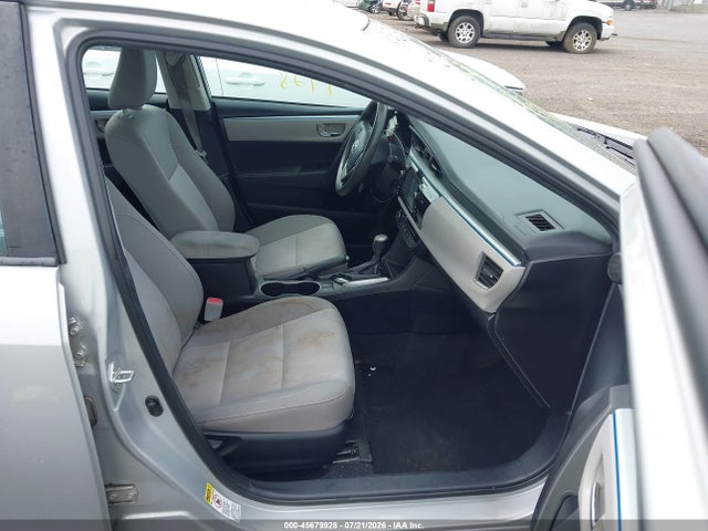 صورة 5 لـ 2015 Toyota COROLLA LE