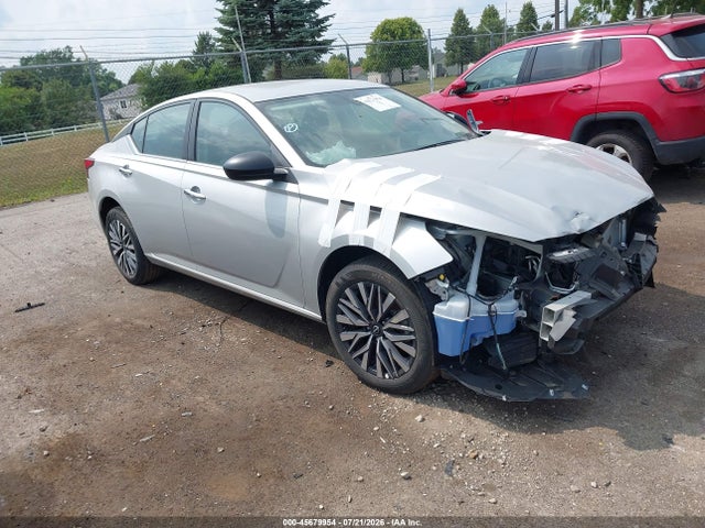2025 NISSAN ALTIMA SV AWD