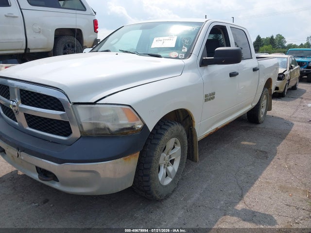 2017 RAM 1500 ST 照片 2