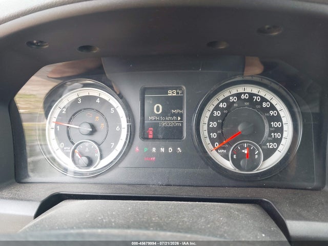 2017 RAM 1500 ST 照片 7