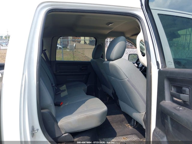 2017 RAM 1500 ST 照片 8