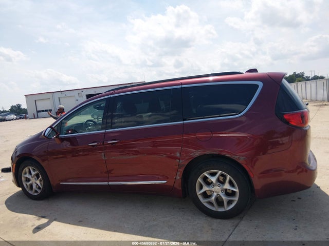 2017 CHRYSLER PACIFICA TOURING-L 14