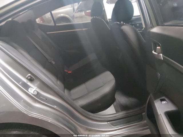 2020 Hyundai ELANTRA SEL 照片 8